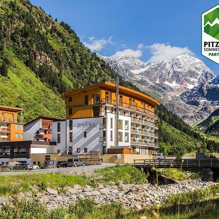 Hotel Vier Jahreszeiten Sankt Leonhard im Pitztal Exterior foto