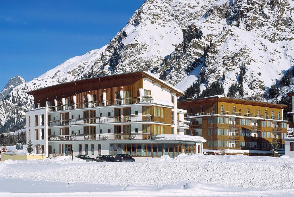 Hotel Vier Jahreszeiten Sankt Leonhard im Pitztal Exterior foto